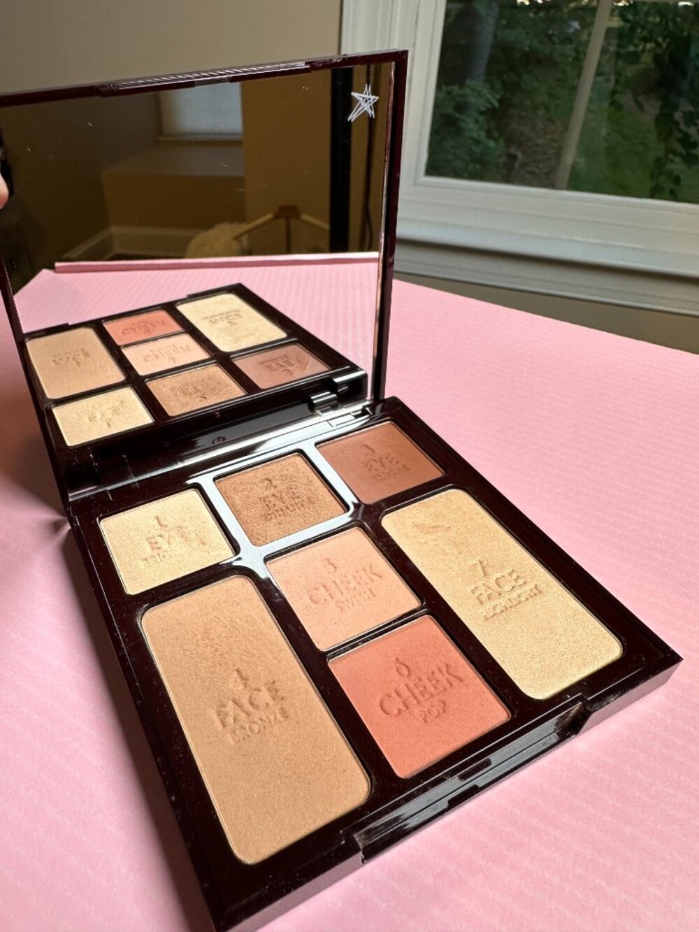 Charlotte Tilbury Instant Look In a Palette- Stoned Rose Beauty